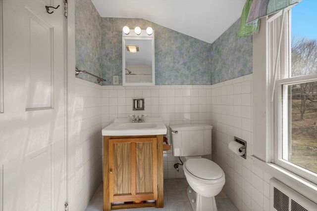 2 Shell Ln, Orleans, MA 02653