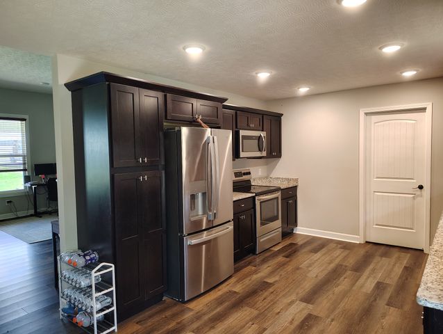 213 David Ln, Lafayette, TN 37083