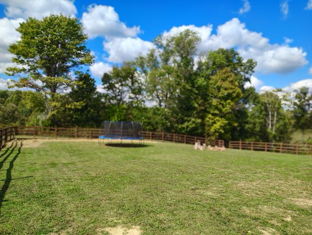 213 David Ln, Lafayette, TN 37083