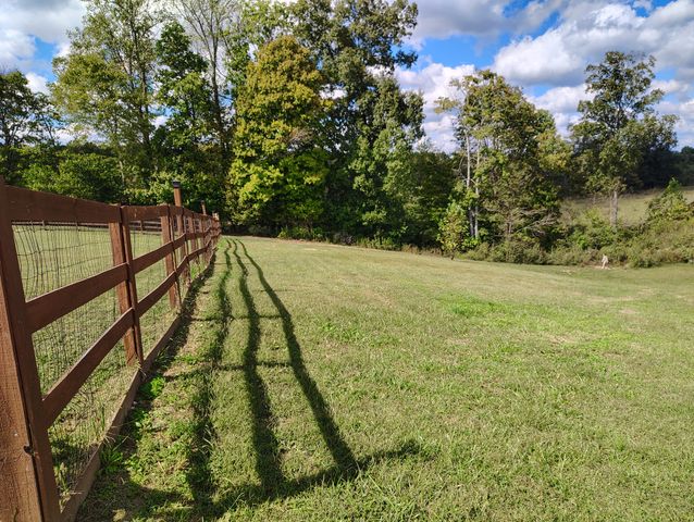 213 David Ln, Lafayette, TN 37083