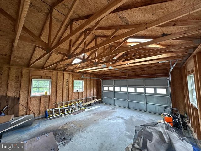 201 VISTA LN, White Post, VA 22663