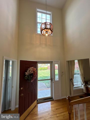 201 VISTA LN, White Post, VA 22663