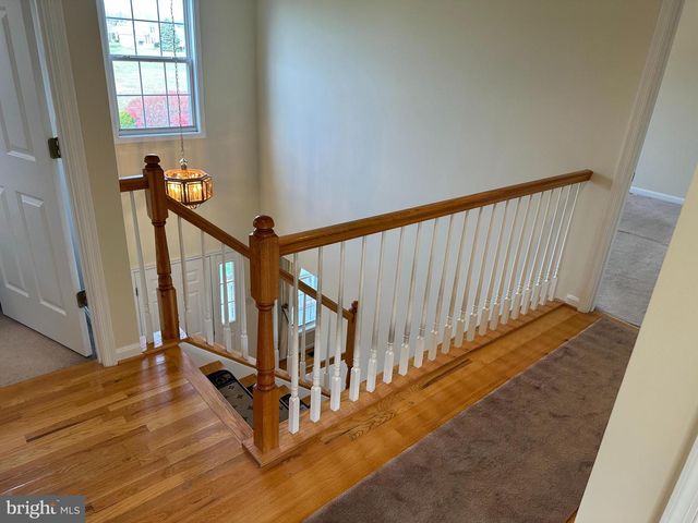 201 VISTA LN, White Post, VA 22663