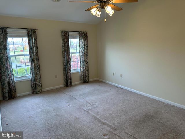 201 VISTA LN, White Post, VA 22663