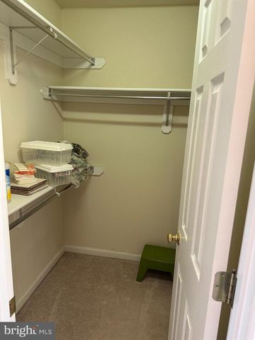 201 VISTA LN, White Post, VA 22663