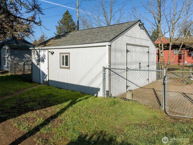 904 E 33rd Street, Vancouver, WA 98663