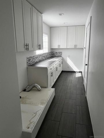 1625 Stewart St, Oceanside, CA 92054