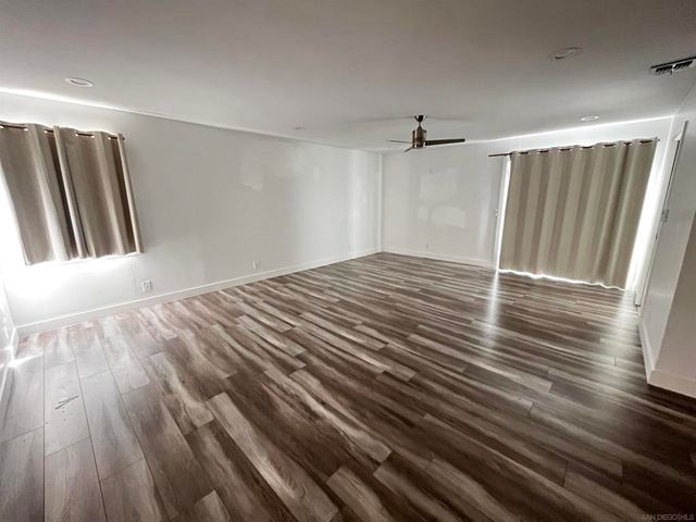 1625 Stewart St, Oceanside, CA 92054