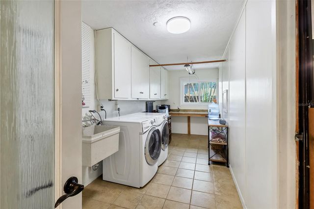 2503 BISPHAM ROAD, Sarasota, FL 34231
