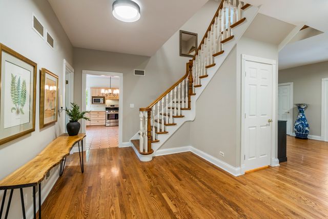 3 Spring Lane, Barrington Hills, IL 60010