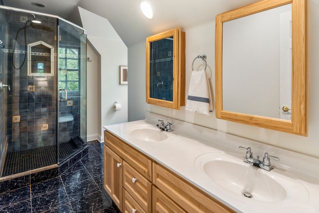 3 Spring Lane, Barrington Hills, IL 60010