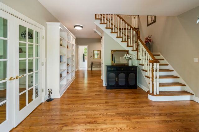 3 Spring Lane, Barrington Hills, IL 60010