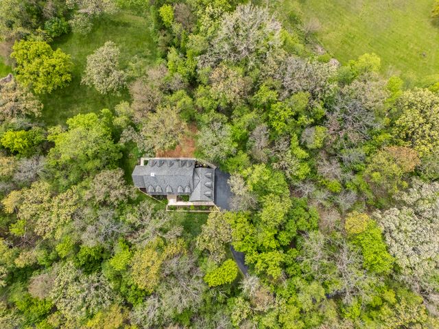 3 Spring Lane, Barrington Hills, IL 60010