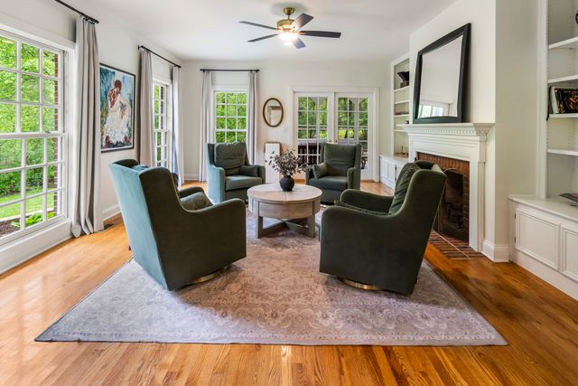 3 Spring Lane, Barrington Hills, IL 60010