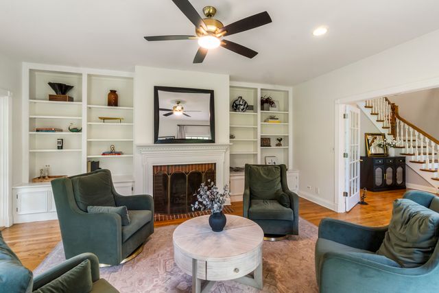 3 Spring Lane, Barrington Hills, IL 60010