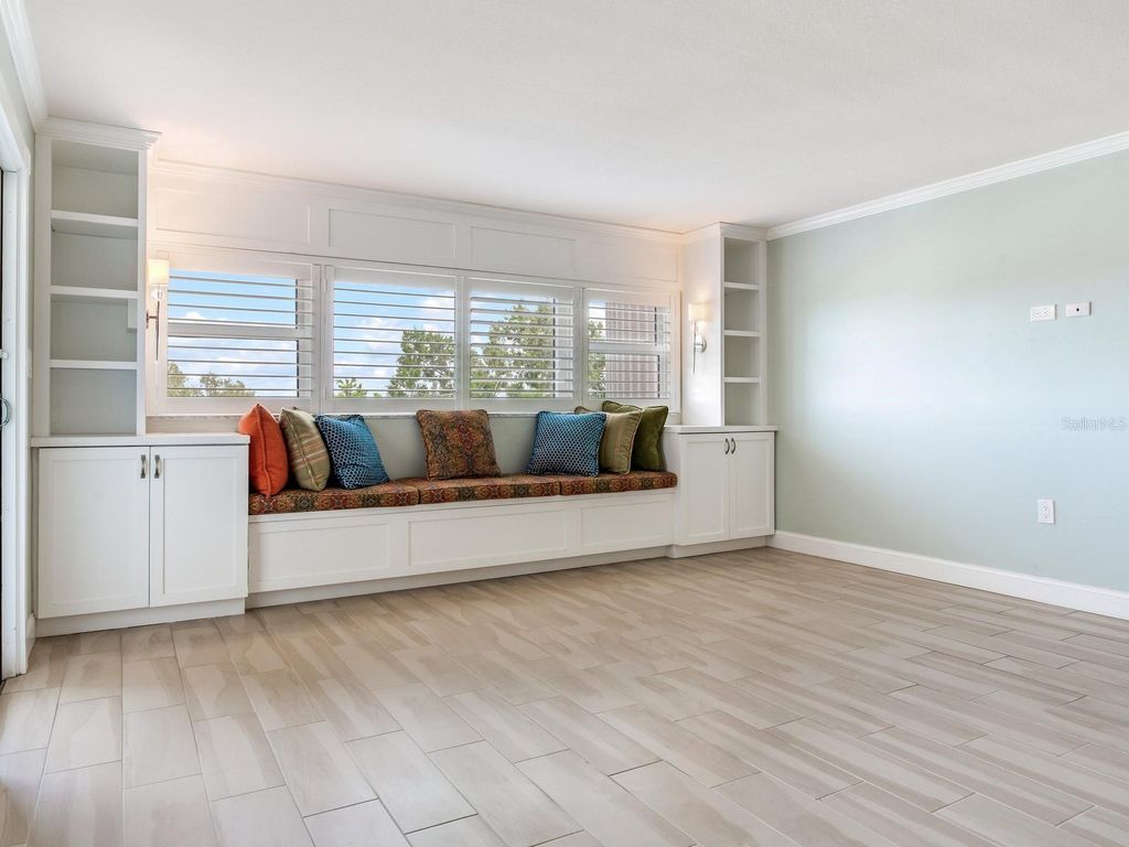 Image 14 of property listing at 4141 BAYSHORE BOULEVARD 505, Tampa, FL 33611