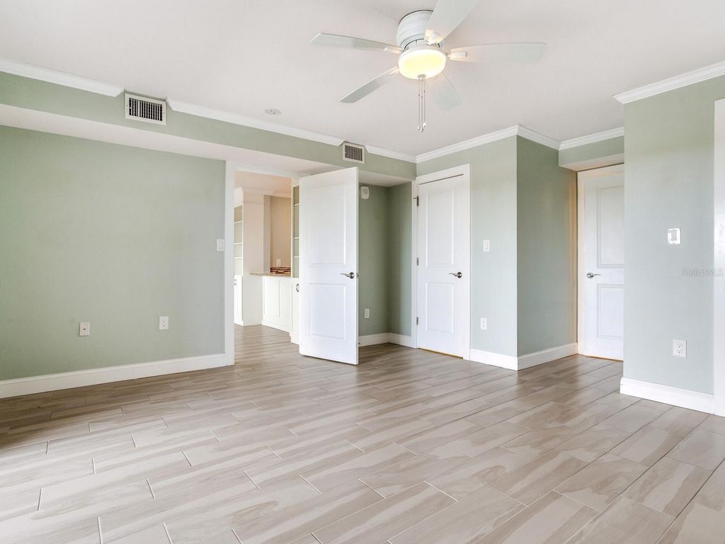 Image 20 of property listing at 4141 BAYSHORE BOULEVARD 505, Tampa, FL 33611