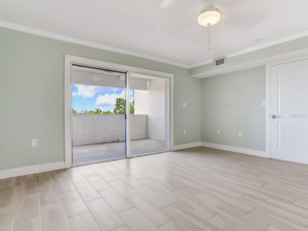 Image 24 of property listing at 4141 BAYSHORE BOULEVARD 505, Tampa, FL 33611