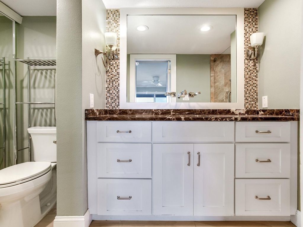 Image 25 of property listing at 4141 BAYSHORE BOULEVARD 505, Tampa, FL 33611