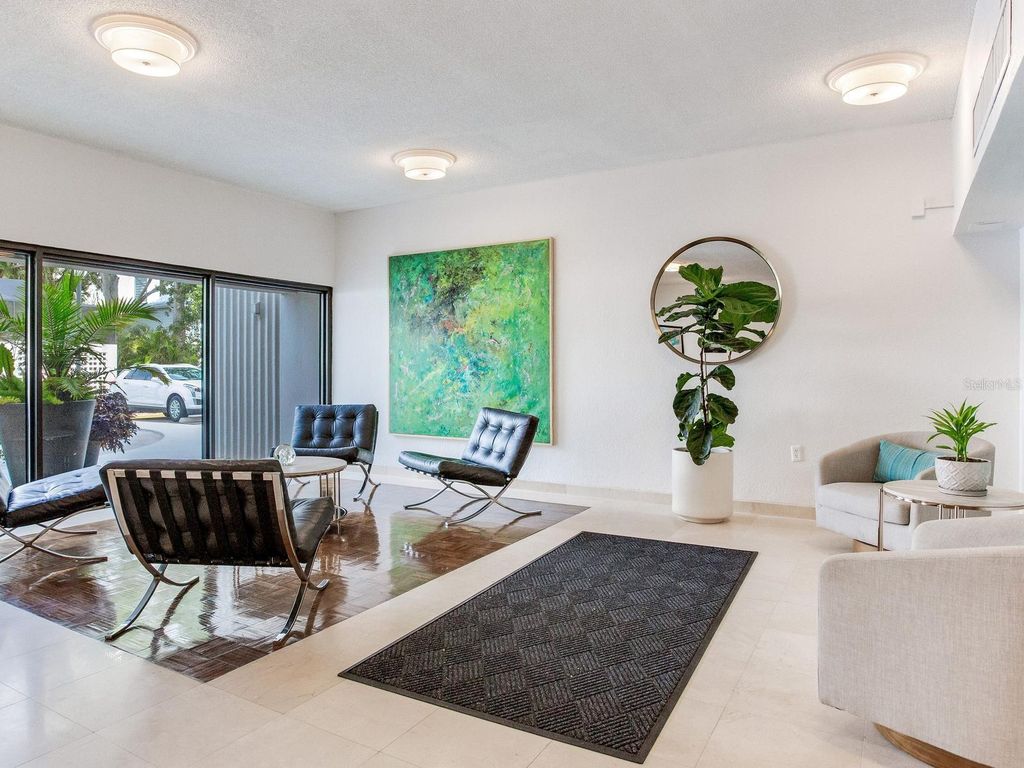 Image 32 of property listing at 4141 BAYSHORE BOULEVARD 505, Tampa, FL 33611