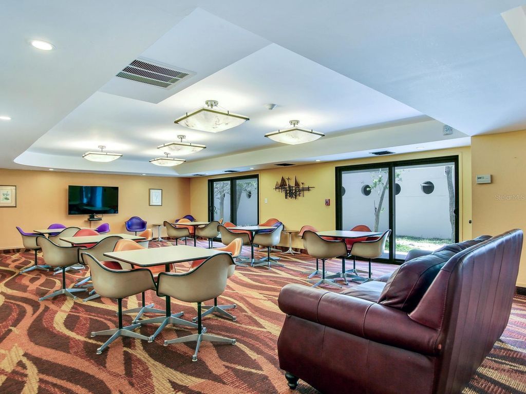 Image 36 of property listing at 4141 BAYSHORE BOULEVARD 505, Tampa, FL 33611