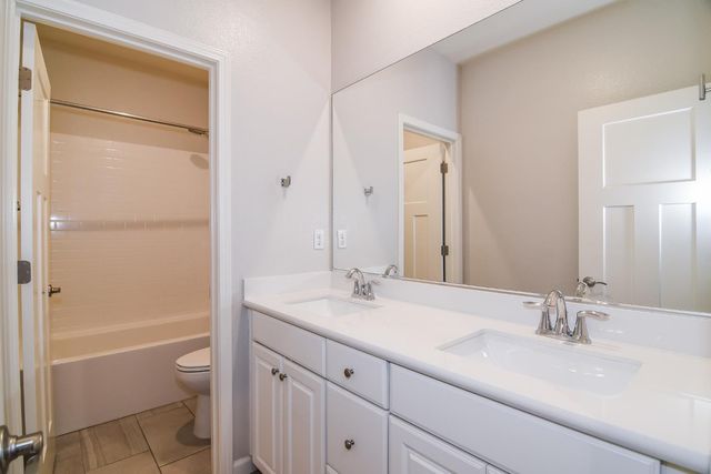 8035 Avanti Dr, El Dorado Hills, CA 95762