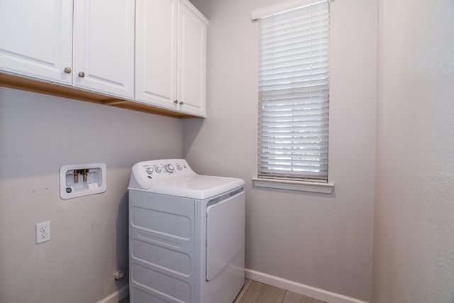 8035 Avanti Dr, El Dorado Hills, CA 95762