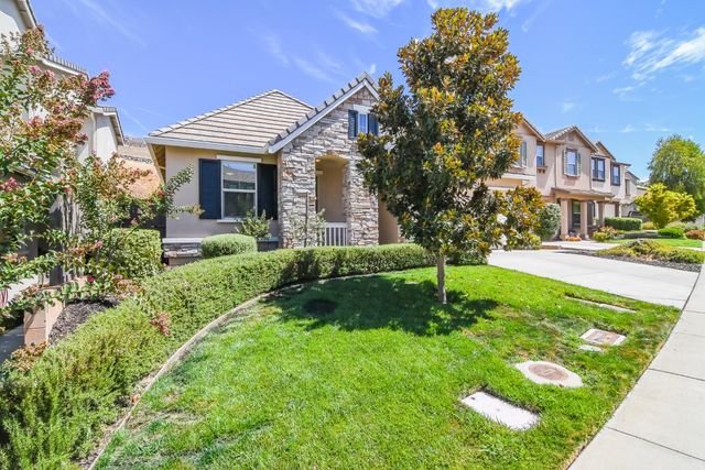 8035 Avanti Dr, El Dorado Hills, CA 95762