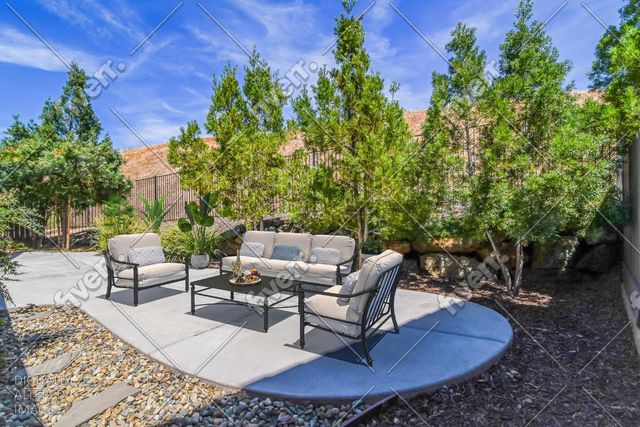 8035 Avanti Dr, El Dorado Hills, CA 95762