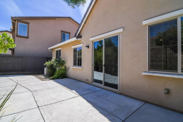 8035 Avanti Dr, El Dorado Hills, CA 95762