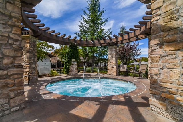 8035 Avanti Dr, El Dorado Hills, CA 95762