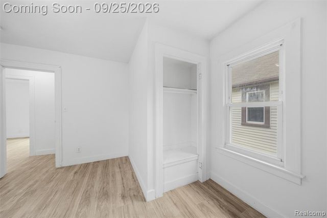 1061 Fort Park Boulevard, Lincoln Park, MI 48146