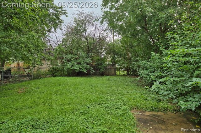 1061 Fort Park Boulevard, Lincoln Park, MI 48146
