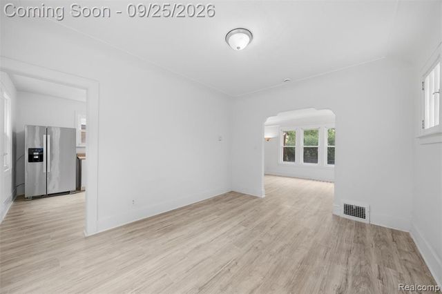 1061 Fort Park Boulevard, Lincoln Park, MI 48146