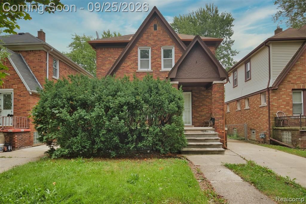 1061 Fort Park Boulevard, Lincoln Park, MI 48146