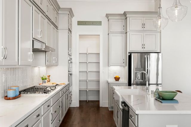 8946 Eureka Grove Cir, Granite Bay, CA 95746