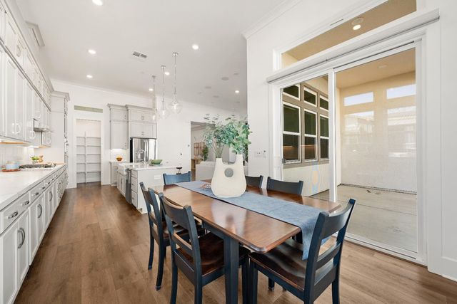 8946 Eureka Grove Cir, Granite Bay, CA 95746