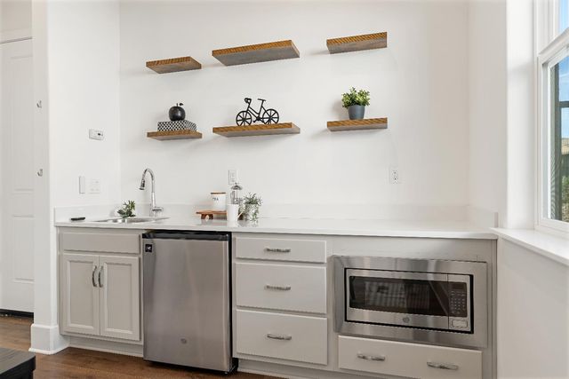 8946 Eureka Grove Cir, Granite Bay, CA 95746