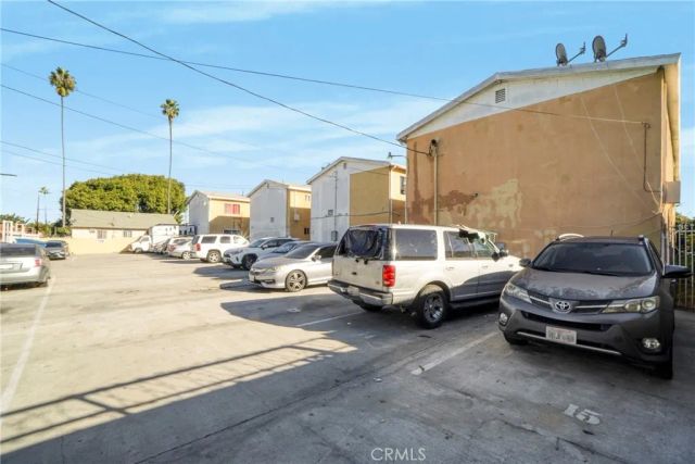 7511 S Broadway, Los Angeles, CA 90003