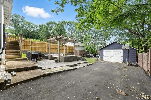 8 W Broadway, Nyack, NY 10960