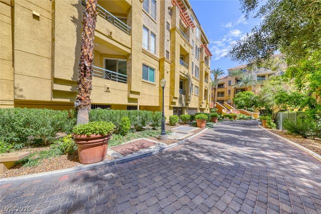 210 East Flamingo Road 112, Las Vegas, NV 89169