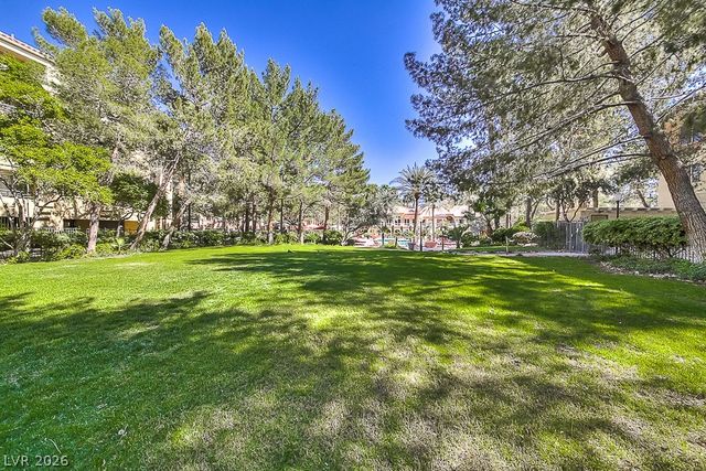 210 East Flamingo Road 112, Las Vegas, NV 89169