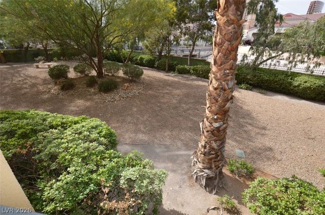 210 East Flamingo Road 112, Las Vegas, NV 89169