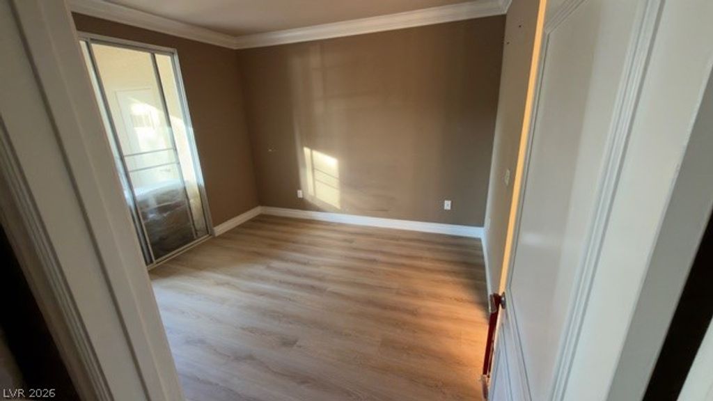210 East Flamingo Road 112, Las Vegas, NV 89169