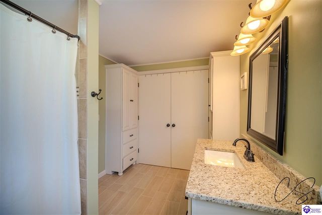 1058 Crisp Road, Elizabethtown, KY 42701