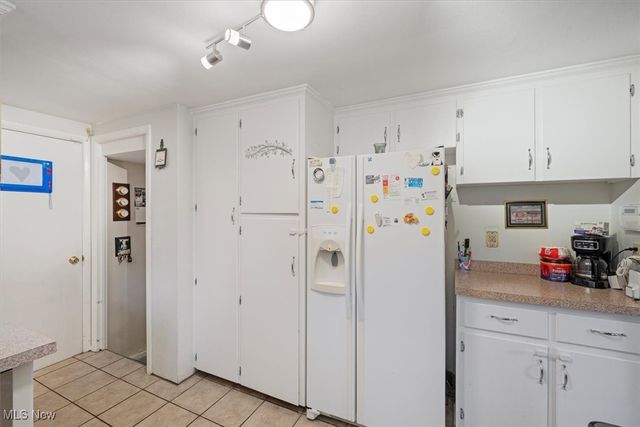 2417 G Street, Lorain, OH 44052