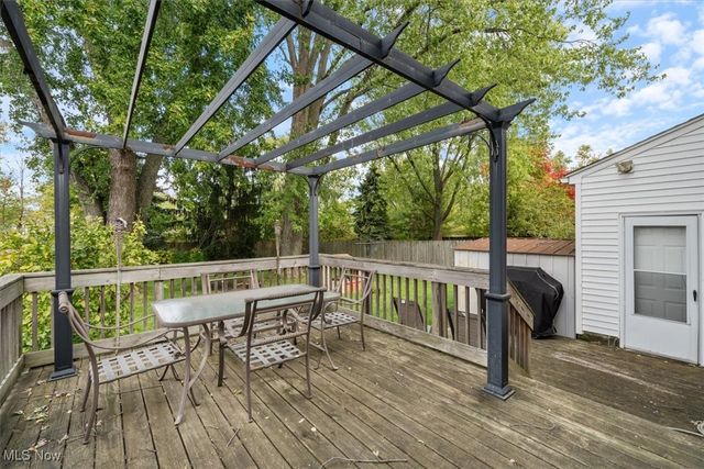 2417 G Street, Lorain, OH 44052