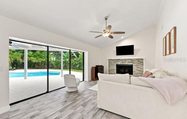 13904 HAYWARD PLACE, Tampa, FL 33618