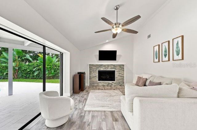 13904 HAYWARD PLACE, Tampa, FL 33618
