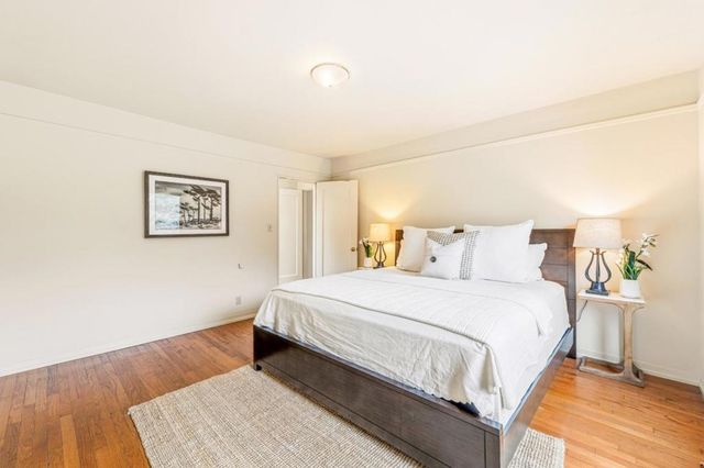 990 Sinex Avenue, Pacific Grove, CA 93950